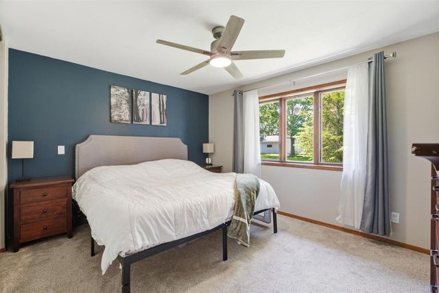 2025 W HARVEST DRIVE, Appleton, WI 54914