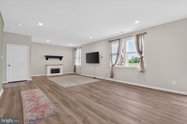 2031 PAPERBACK WAY, York, PA 17408