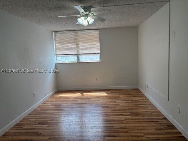 8893 Fontainebleau Blvd 304, Miami, FL 33172