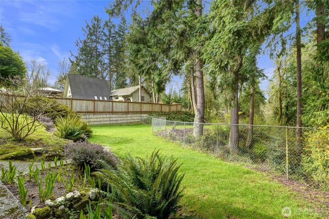 15709 76th Place NE, Kenmore, WA 98028
