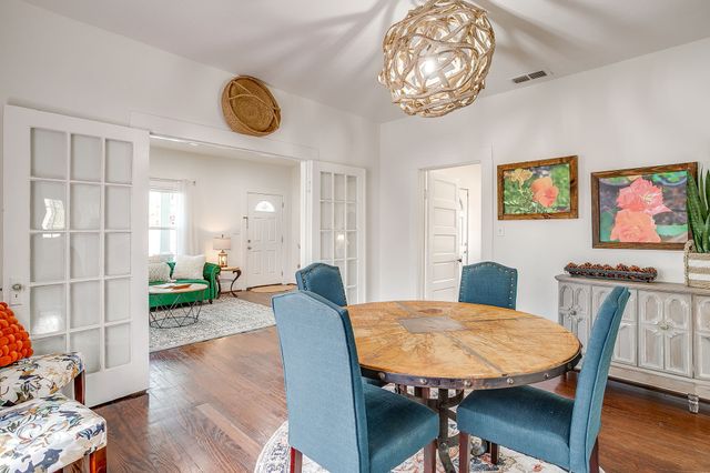 116 E Akard Street, Weatherford, TX 76086