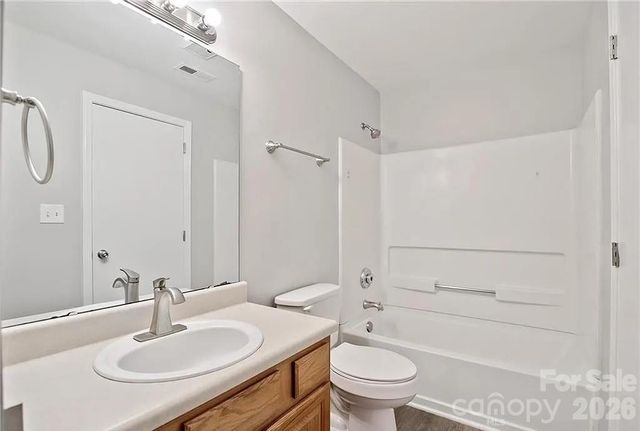 9810 Campus Walk Lane H, Charlotte, NC 28262
