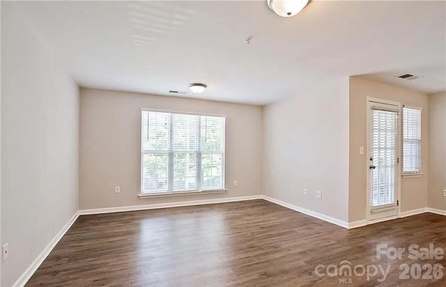 9810 Campus Walk Lane H, Charlotte, NC 28262
