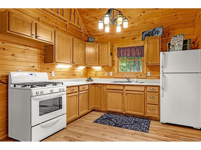 322 Phoebus Dr, Florissant, CO 80816