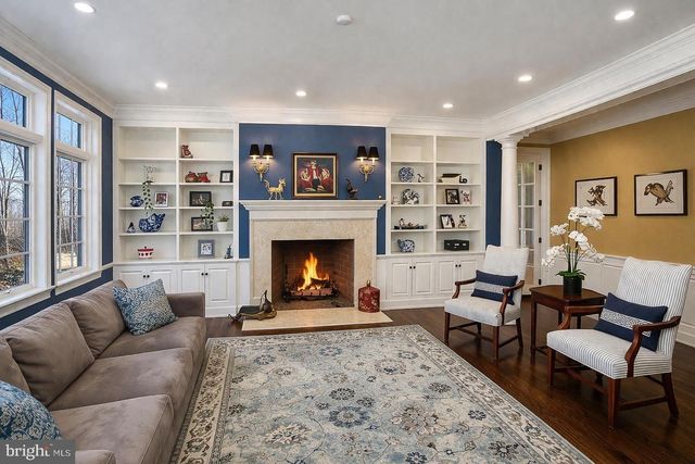 3525 WELLSFORD LN, Doylestown, PA 18902