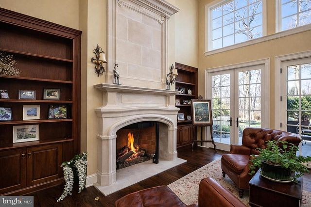 3525 WELLSFORD LN, Doylestown, PA 18902
