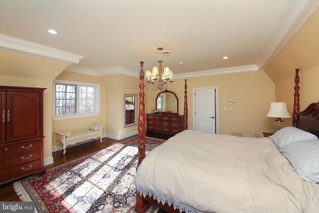 3525 WELLSFORD LN, Doylestown, PA 18902