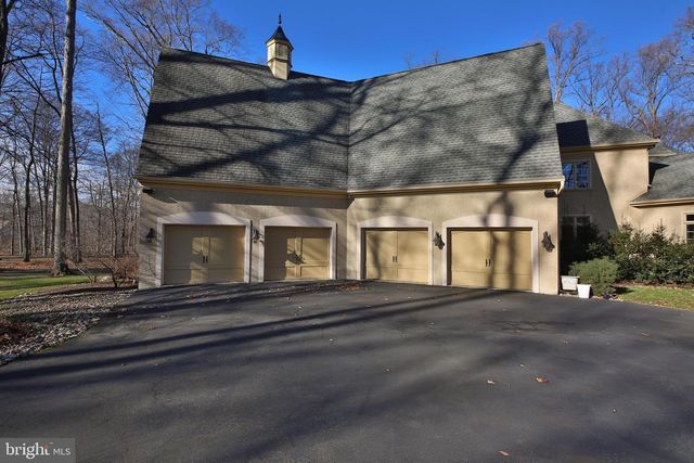 3525 WELLSFORD LN, Doylestown, PA 18902
