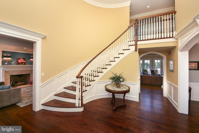 3525 WELLSFORD LN, Doylestown, PA 18902