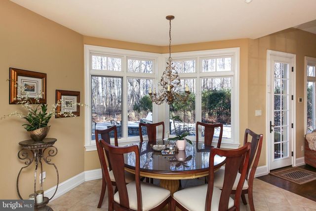 3525 WELLSFORD LN, Doylestown, PA 18902