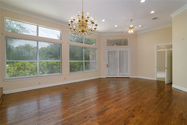 745 Southern Trace Parkway, Shreveport, LA 71106