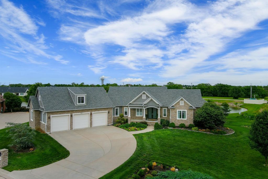 5012 N Remington, Bel Aire, KS 67226