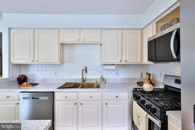 9321 GARST DR, Manassas, VA 20110