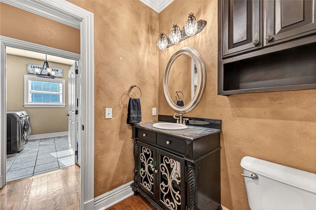 1406 NE Bluff Spring Avenue, Bentonville, AR 72712