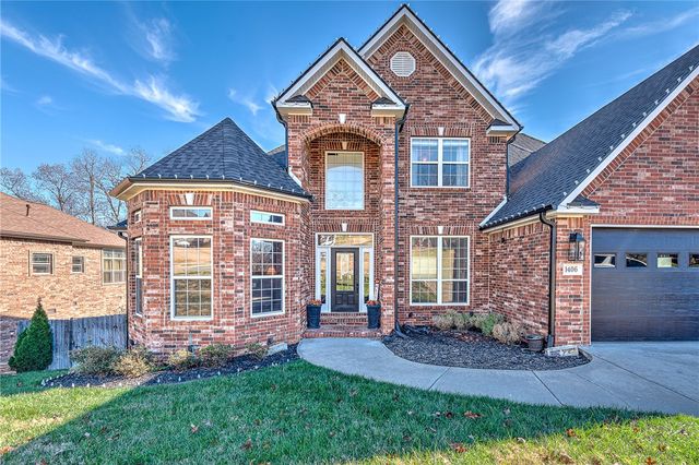 1406 NE Bluff Spring Avenue, Bentonville, AR 72712