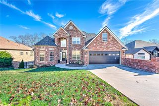 1406 NE Bluff Spring Avenue, Bentonville, AR 72712