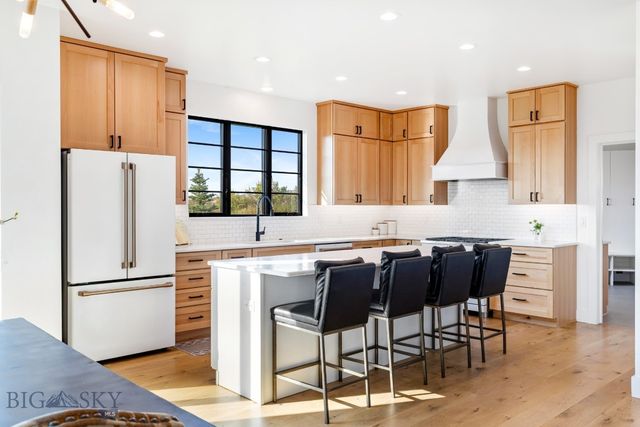 557 St Andrews, Bozeman, MT 59715