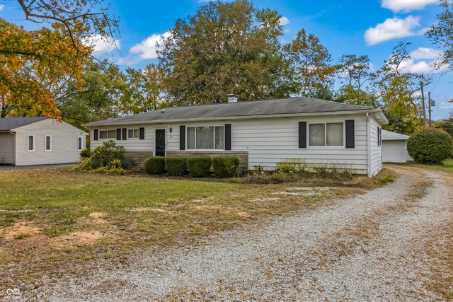 325 Shoshone Drive, Carmel, IN 46032