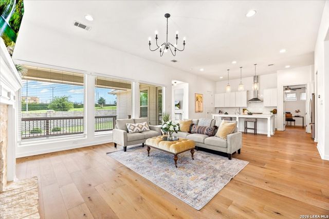 13508 Falls Summit, San Antonio, TX 78245