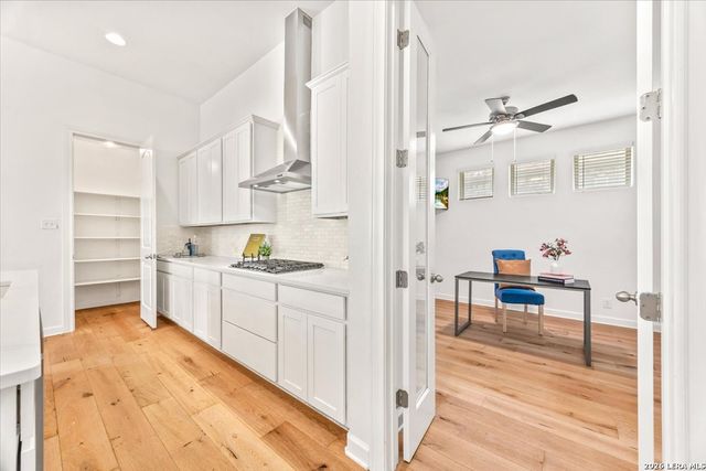 13508 Falls Summit, San Antonio, TX 78245