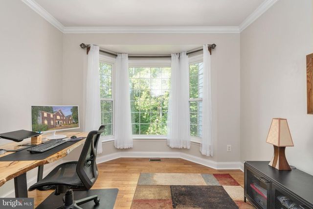 795 WINTERBERRY DR, Fredericksburg, VA 22405