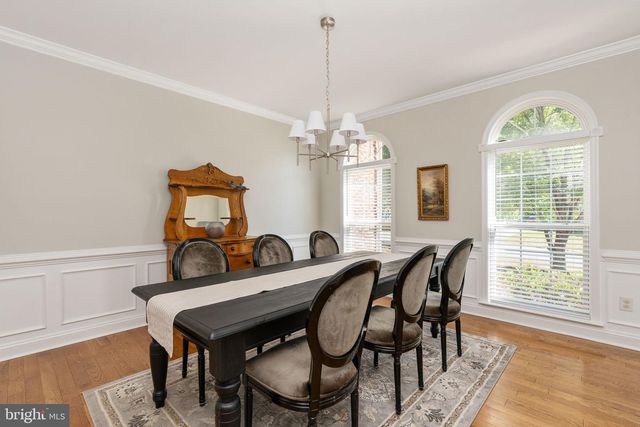 795 WINTERBERRY DR, Fredericksburg, VA 22405