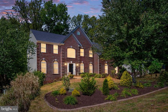 795 WINTERBERRY DR, Fredericksburg, VA 22405