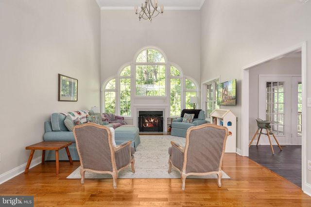 795 WINTERBERRY DR, Fredericksburg, VA 22405