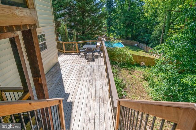 795 WINTERBERRY DR, Fredericksburg, VA 22405