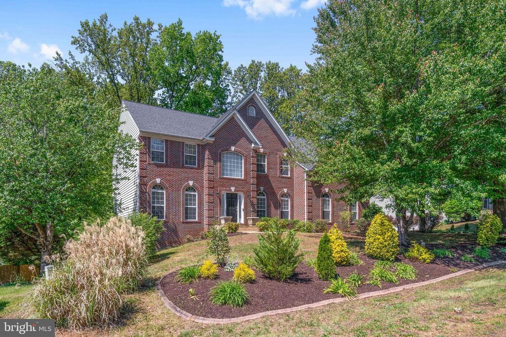 795 WINTERBERRY DR, Fredericksburg, VA 22405