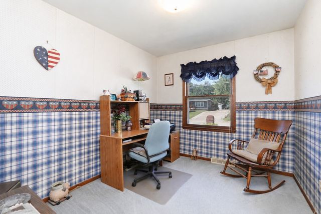341 E Rose Avenue, Des Moines, IA 50315
