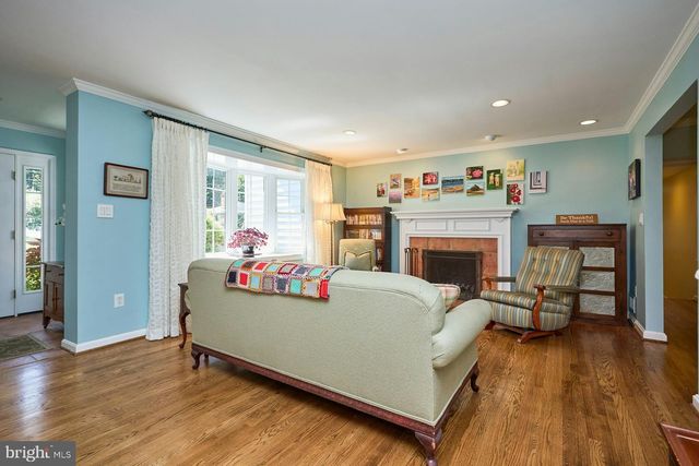 3032 CRANE DR, Falls Church, VA 22042