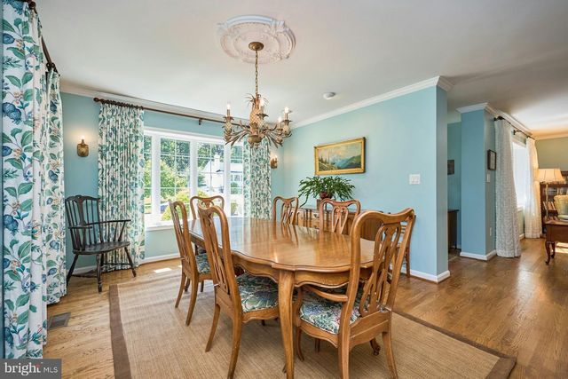 3032 CRANE DR, Falls Church, VA 22042
