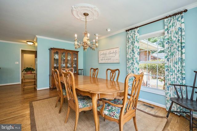 3032 CRANE DR, Falls Church, VA 22042