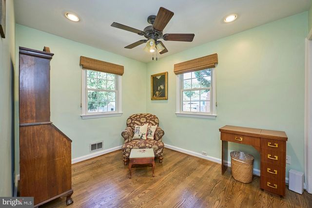 3032 CRANE DR, Falls Church, VA 22042