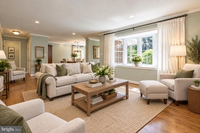 3032 CRANE DR, Falls Church, VA 22042