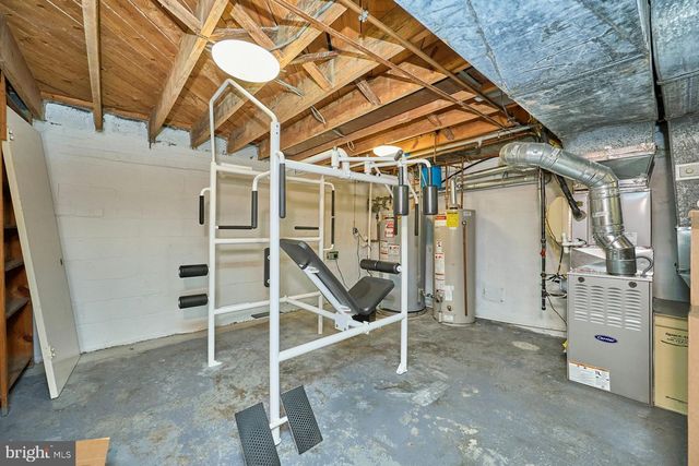 3032 CRANE DR, Falls Church, VA 22042