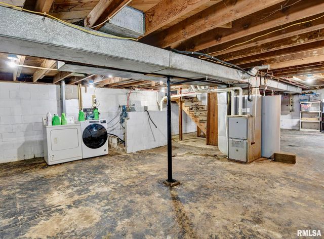 701 W Prairie Street, Taylorville, IL 62568