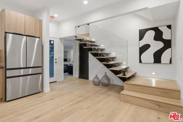 16708 Chaplin Avenue, Encino, CA 91436