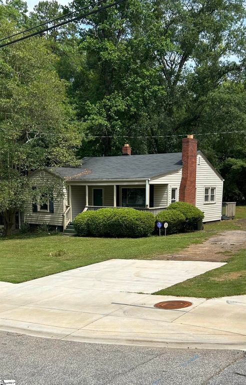 236 Pleasant Ridge Avenue, Greenville, SC 29605