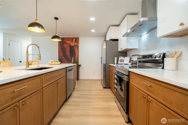1101 Tule Lake Road S, Tacoma, WA 98444