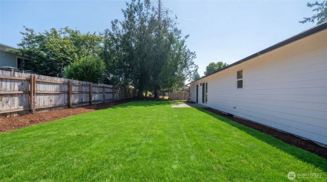 1101 Tule Lake Road S, Tacoma, WA 98444