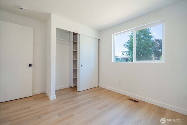 1101 Tule Lake Road S, Tacoma, WA 98444