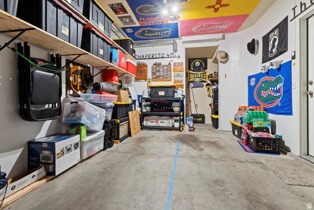 6823 S SAVOIE CT, West Jordan, UT 84084