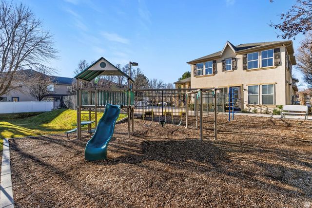 6823 S SAVOIE CT, West Jordan, UT 84084