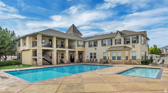 6823 S SAVOIE CT, West Jordan, UT 84084