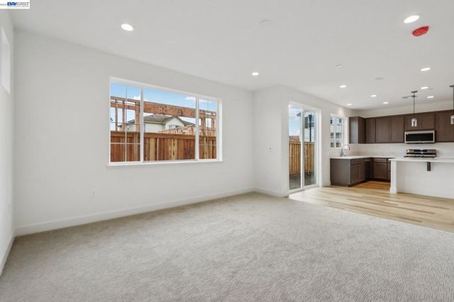 238 Mindy Way, Pittsburg, CA 94565