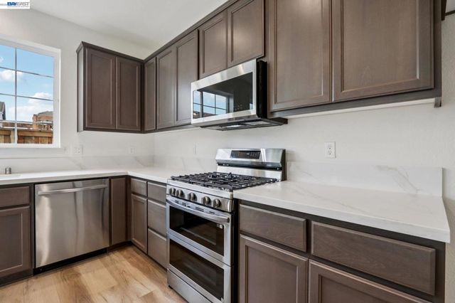 238 Mindy Way, Pittsburg, CA 94565