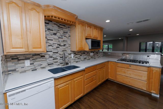 2035 ANNISTON Road, Jacksonville, FL 32246