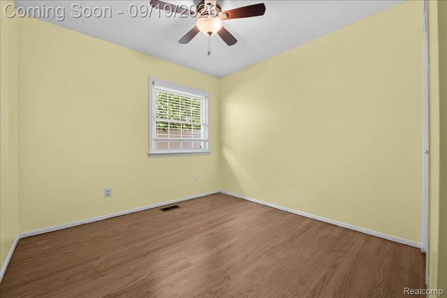 38038 Ross Street, Livonia, MI 48154